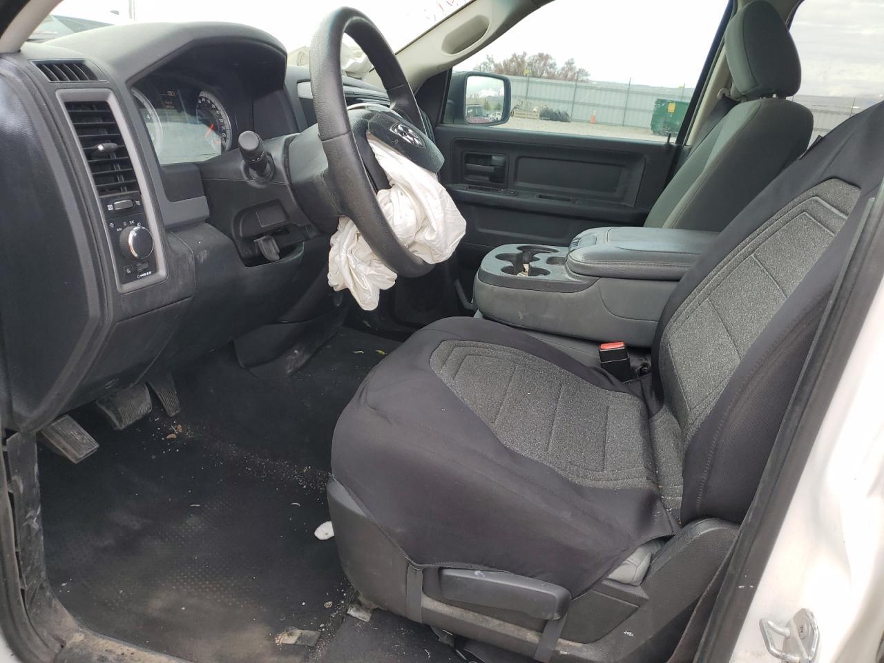 2015 RAM 1500 ST - Image 7