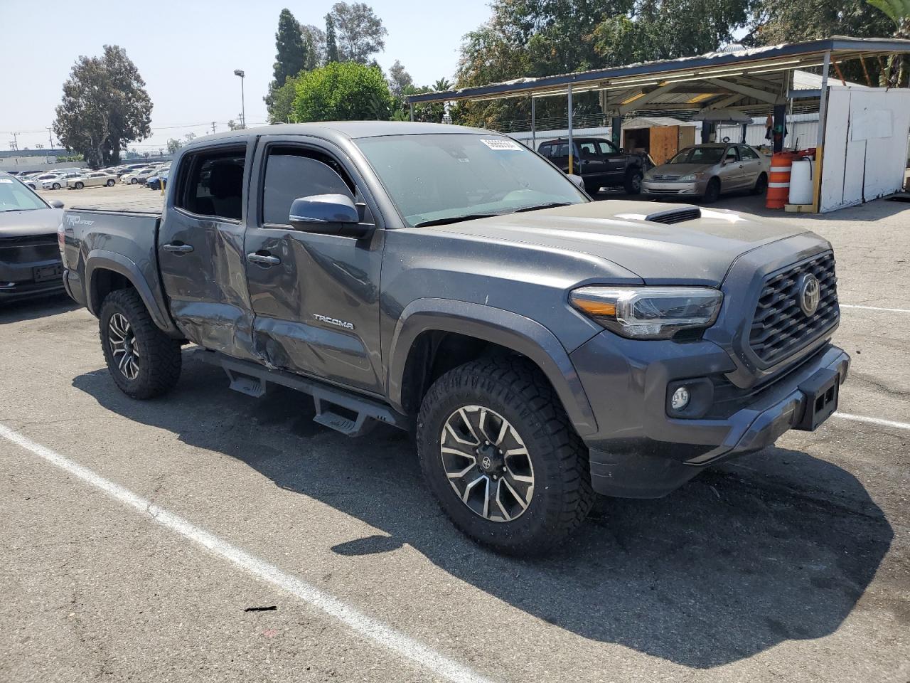 2020 TOYOTA TACOMA DOU - Image 4