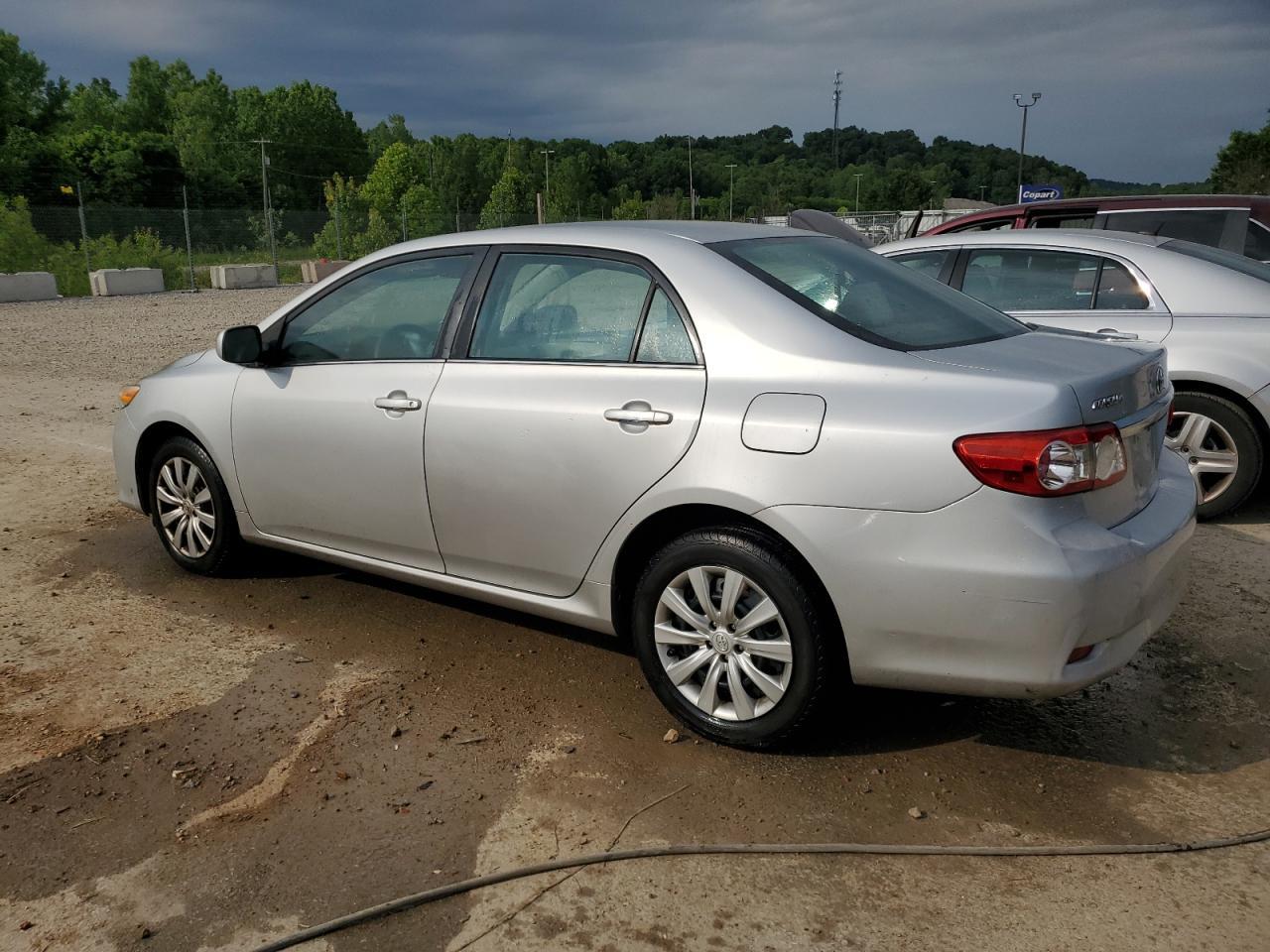 2013 TOYOTA COROLLA BA - Фото 2