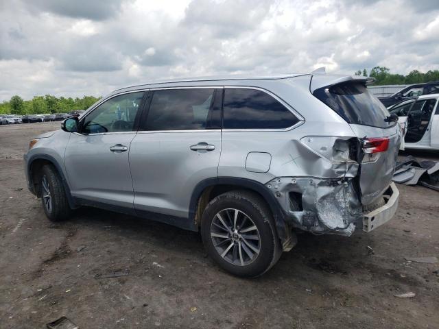 2019 Toyota Highlander Se - Фото 2