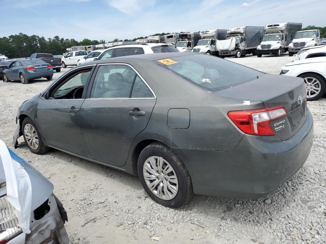 2012 TOYOTA CAMRY BASE - Фото 2
