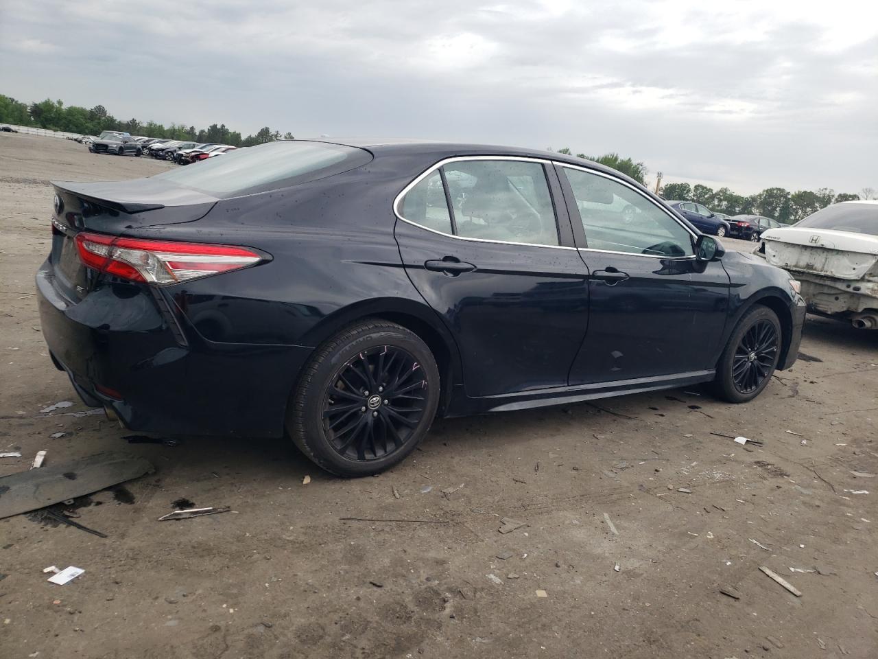 2018 TOYOTA CAMRY L - Фото 3