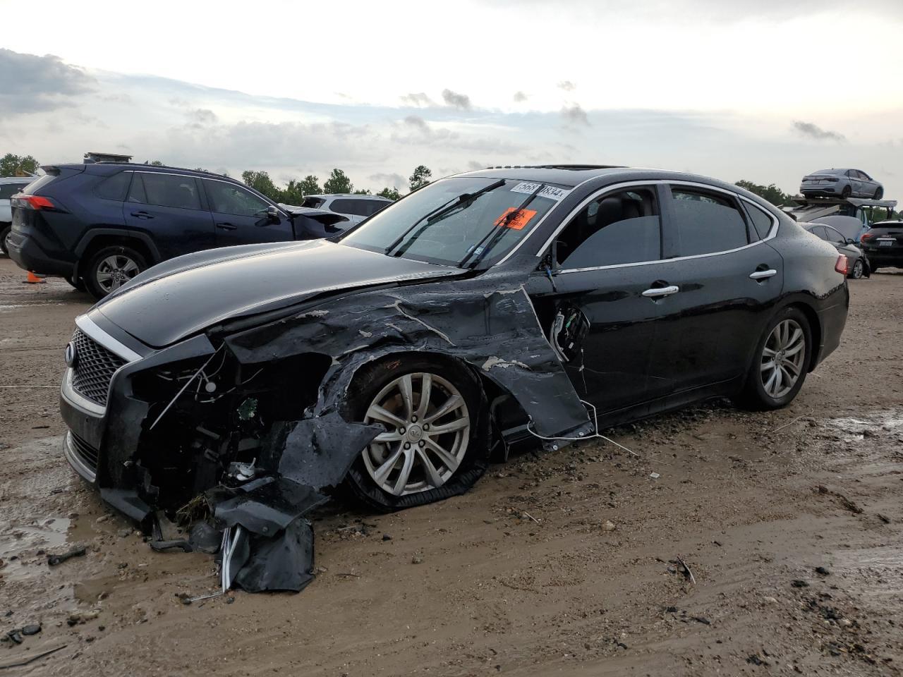 2019 INFINITI Q70 3.7 LU car image