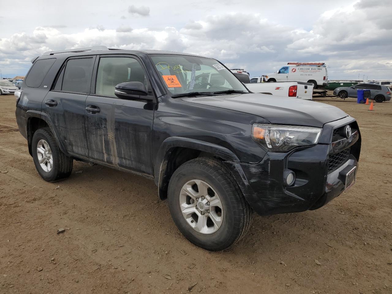 2017 TOYOTA 4RUNNER SR - Image 4