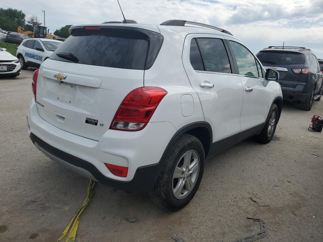 2019 CHEVROLET TRAX 1LT - Фото 3