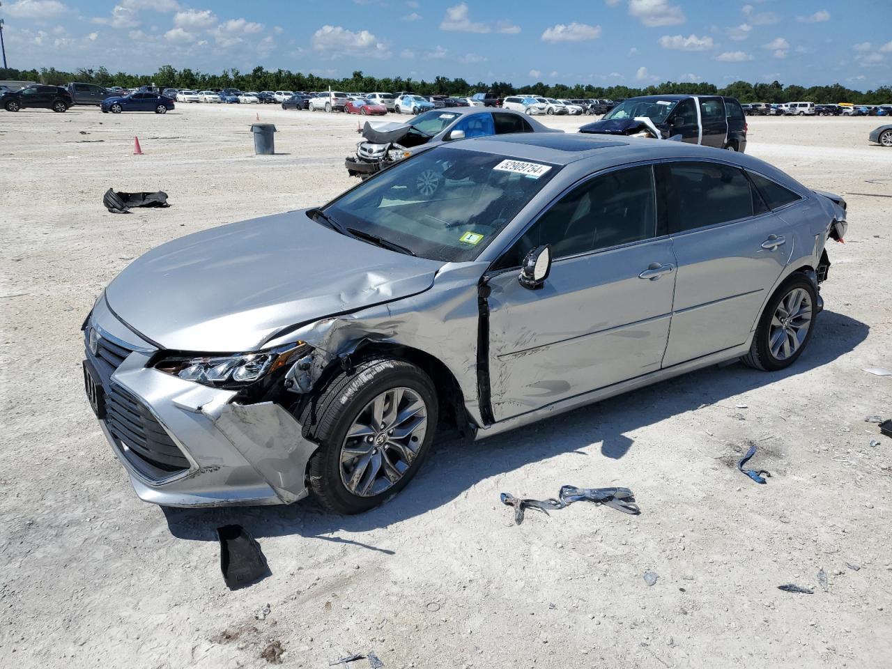 2022 TOYOTA AVALON XLE car image