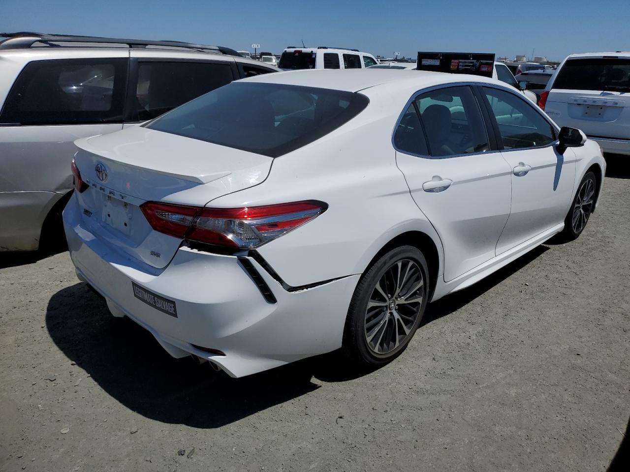 2018 TOYOTA CAMRY L - Image 3