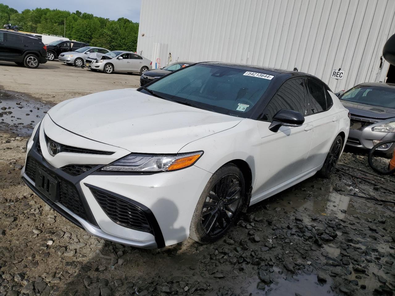 2021 TOYOTA CAMRY XSE