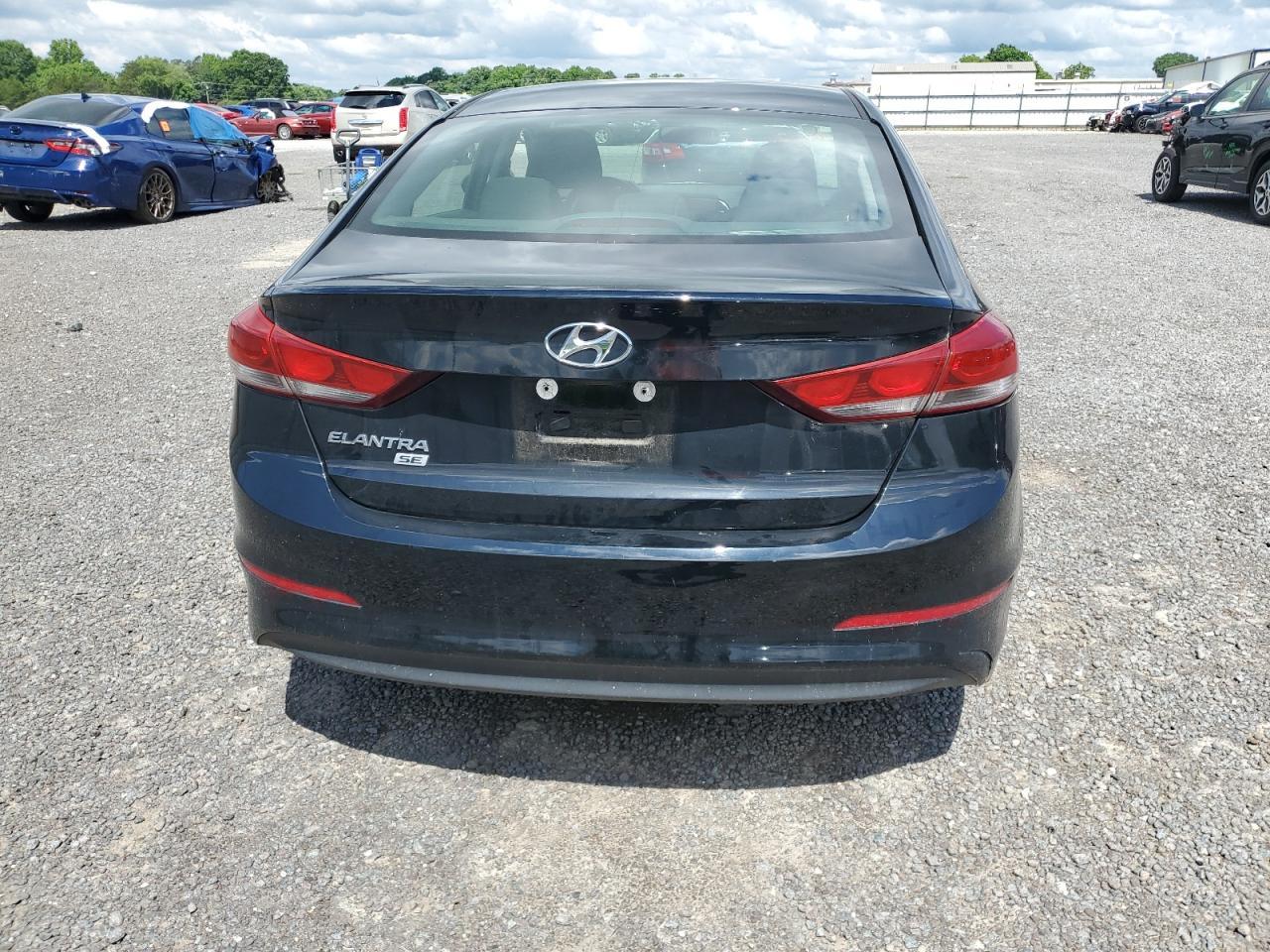 2018 HYUNDAI ELANTRA SE - Image 6