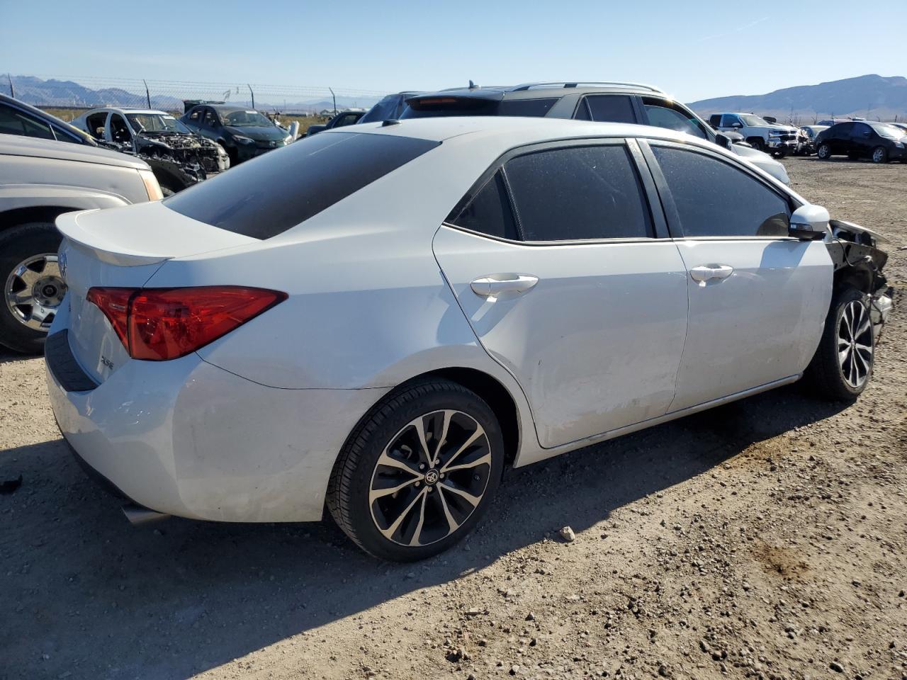 2018 TOYOTA COROLLA L - Image 3