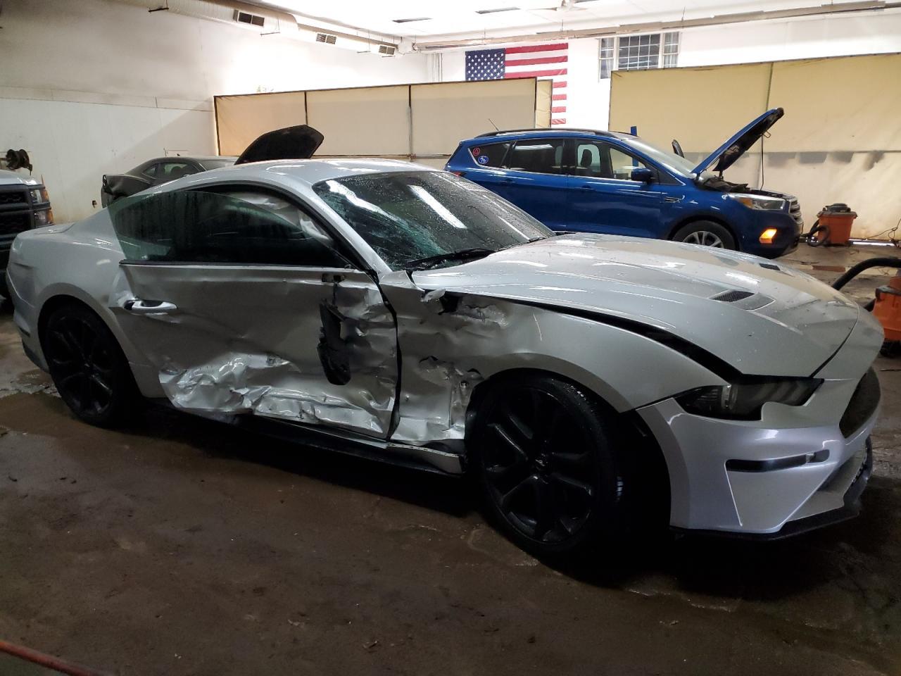 2018 FORD MUSTANG - Image 4
