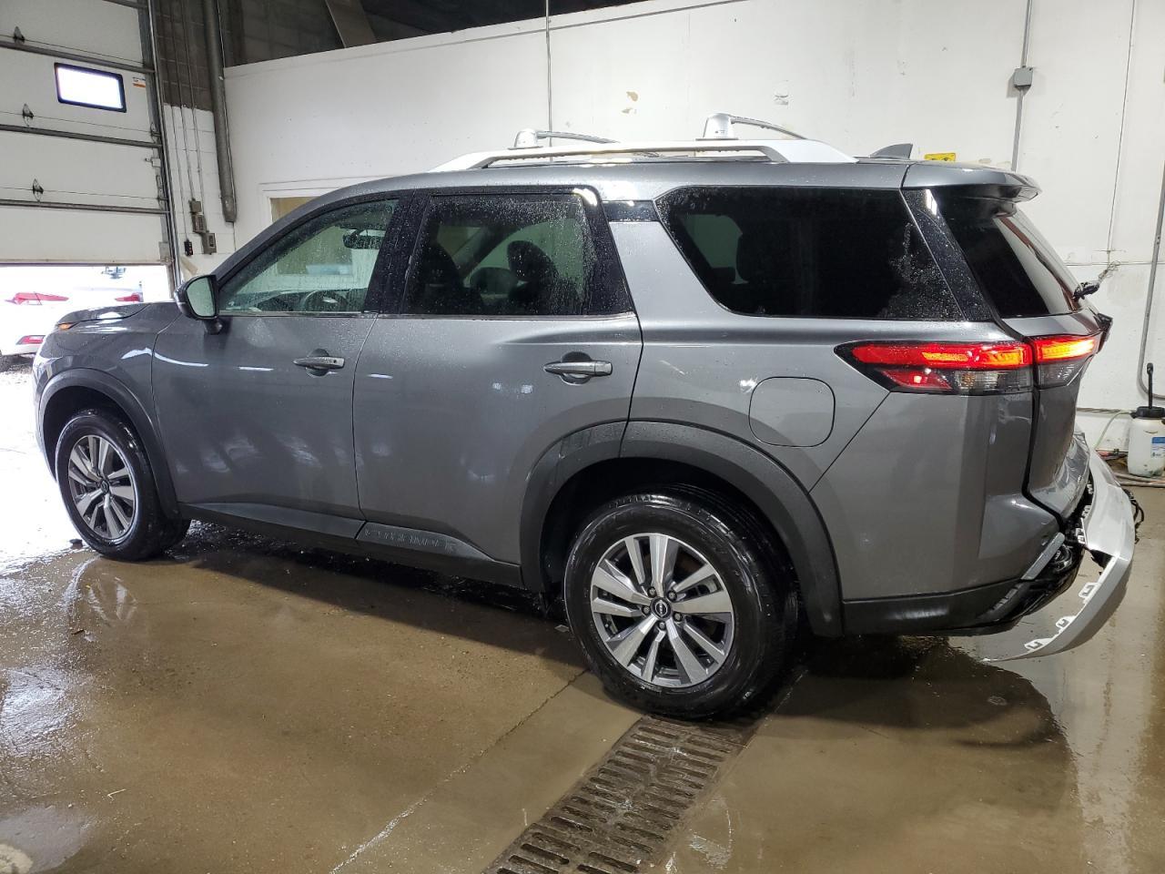 2023 NISSAN PATHFINDER - Фото 2