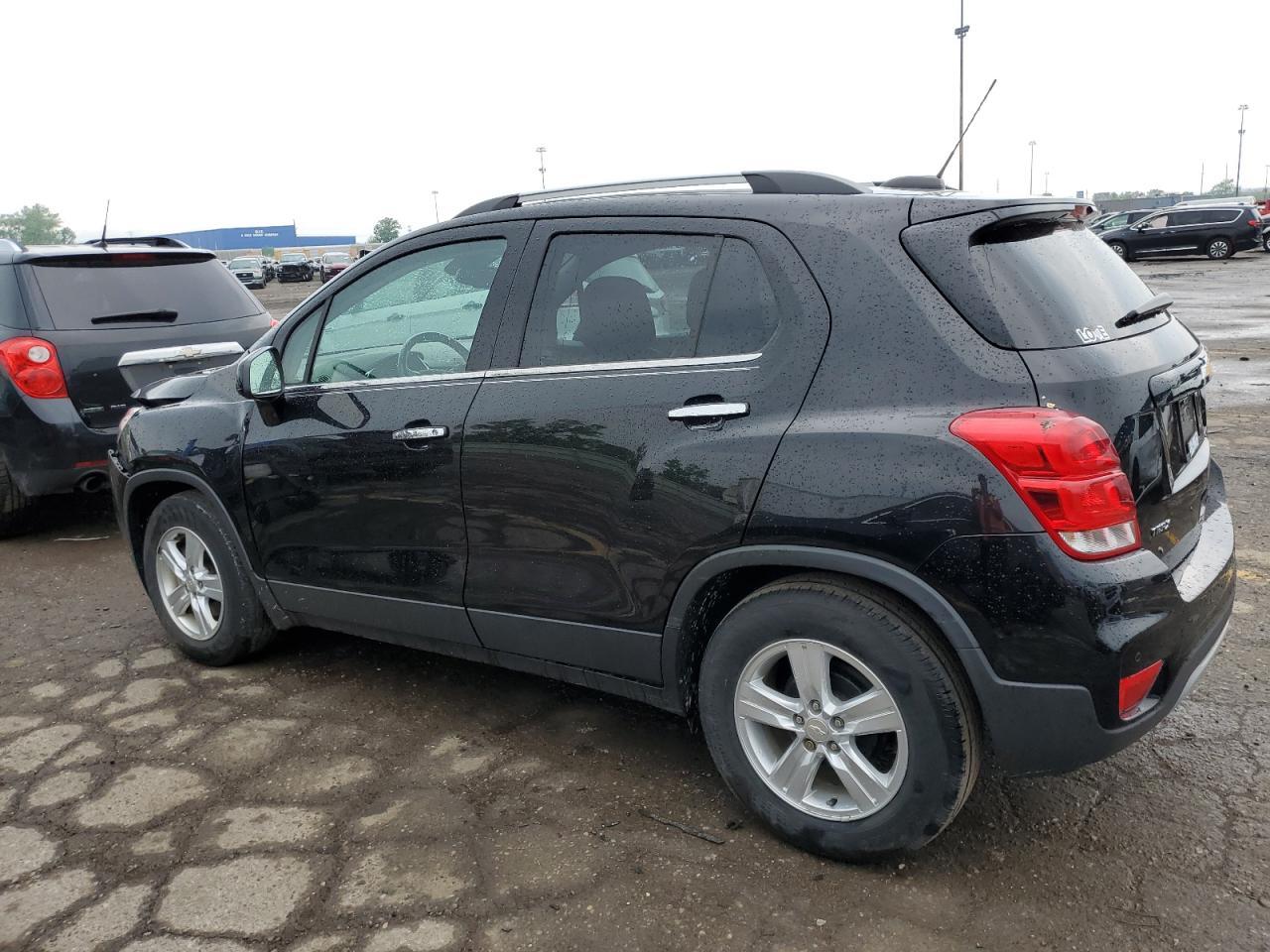 2019 CHEVROLET TRAX 1LT - Image 2