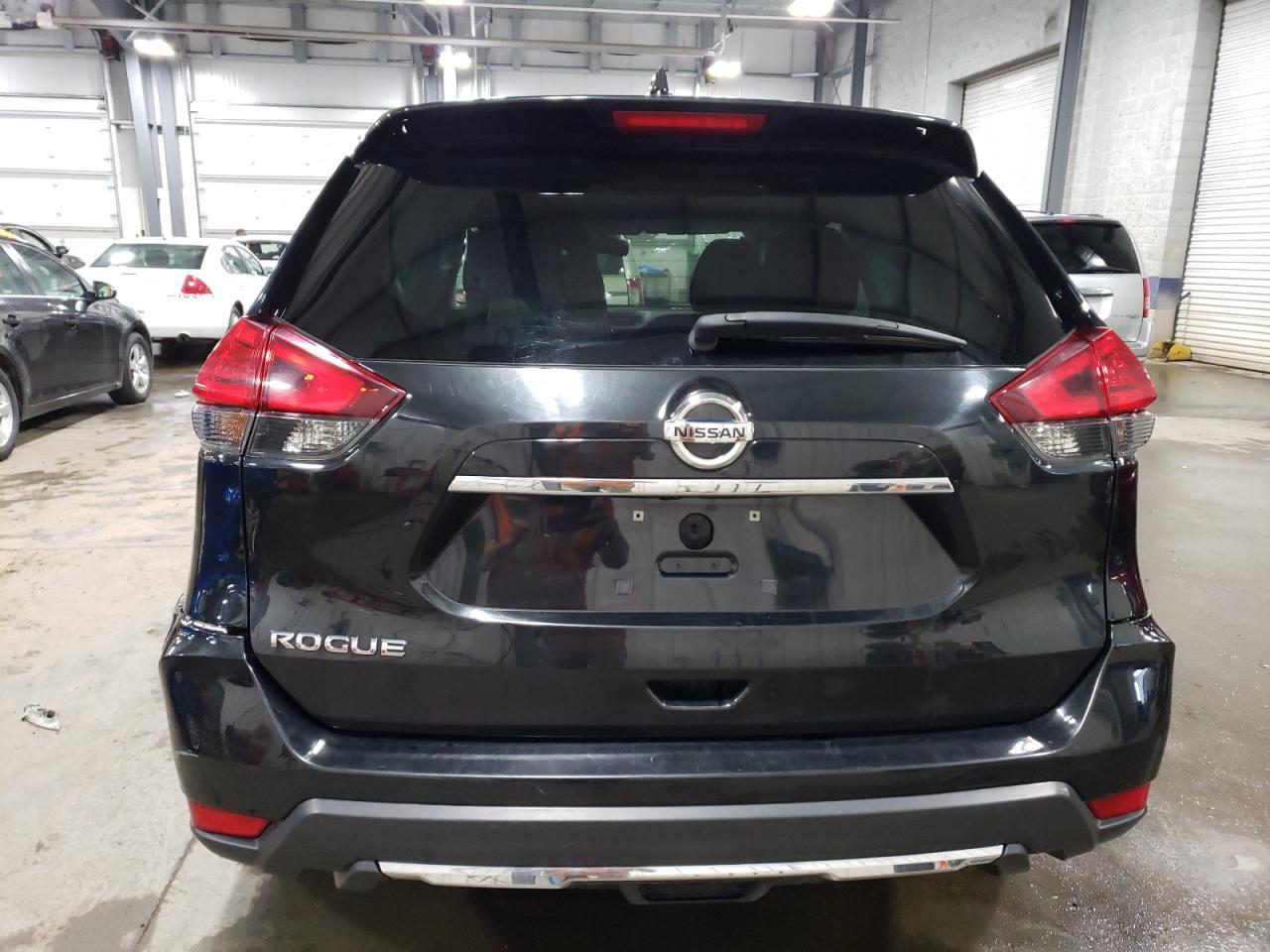 2017 NISSAN ROGUE S - Image 6