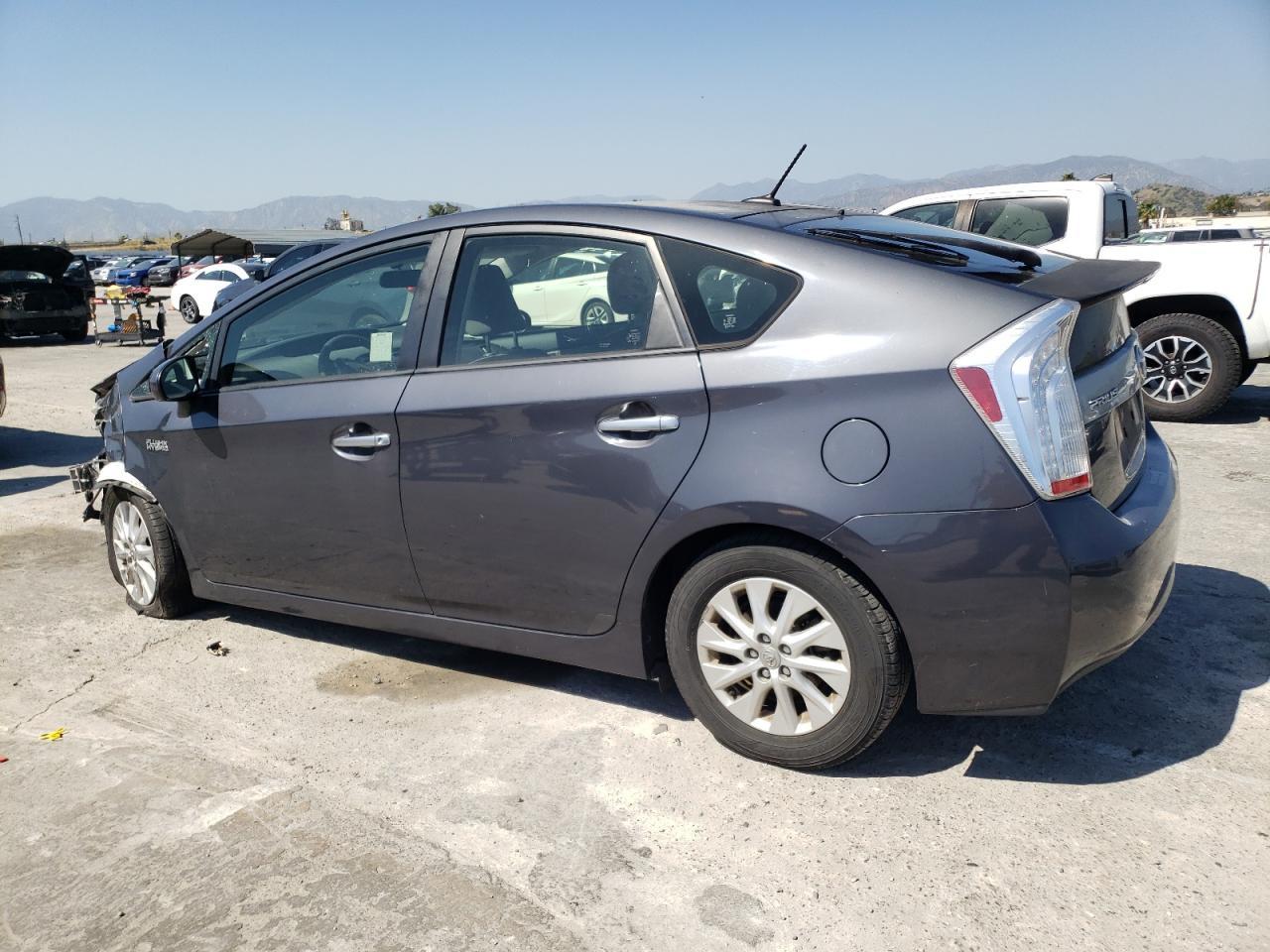 2013 TOYOTA PRIUS PLUG - Фото 2