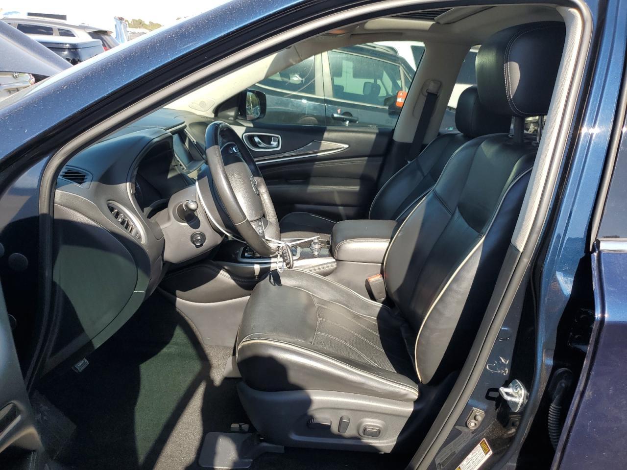 2019 INFINITI QX60 LUXE - Image 7