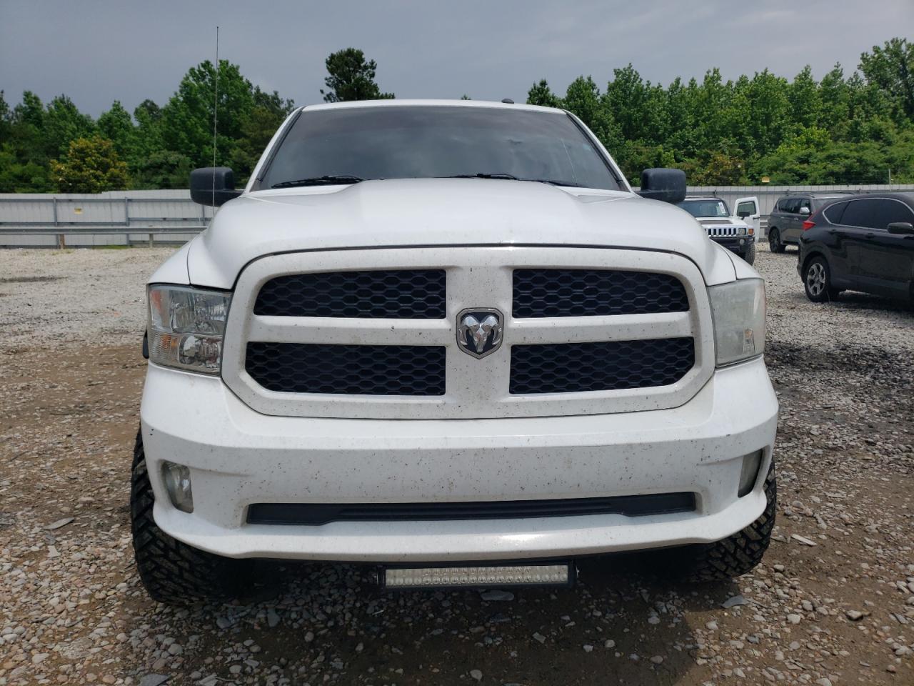 2017 RAM 1500 ST - Image 5