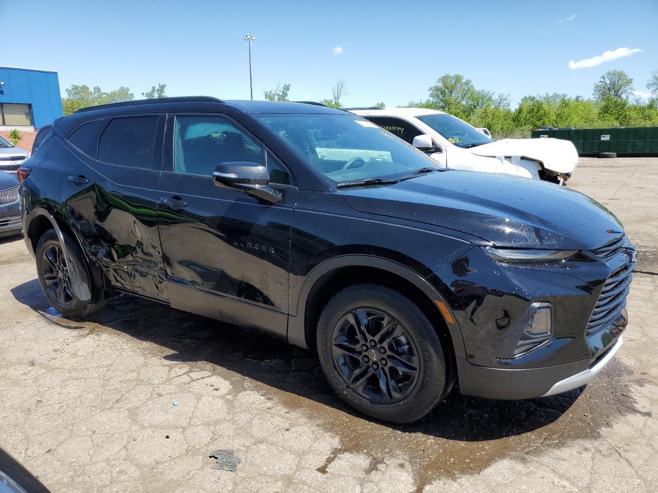 2022 CHEVROLET BLAZER 2LT - Фото 4