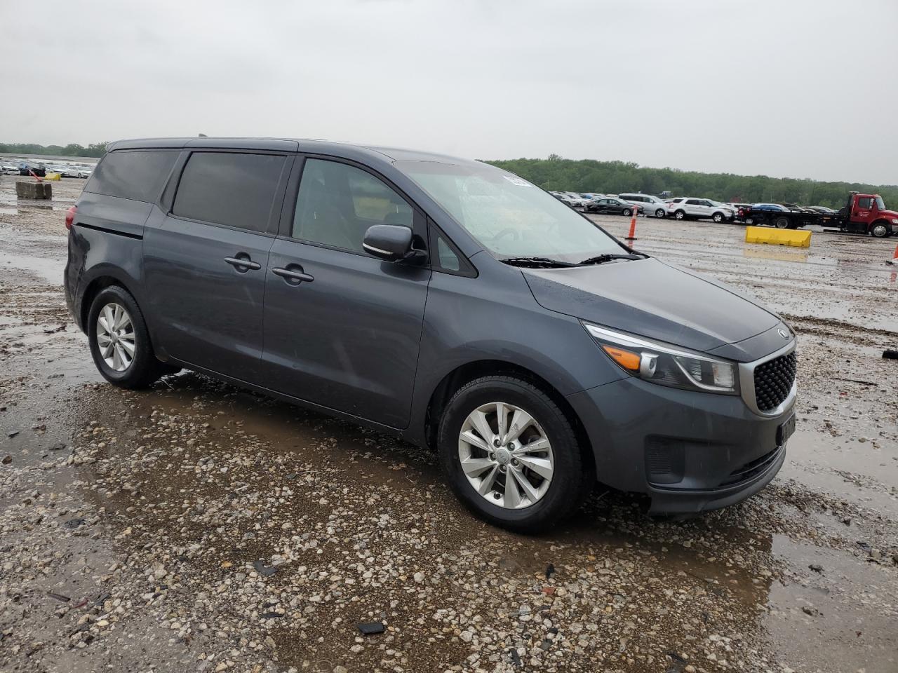 2017 KIA SEDONA LX - Фото 4