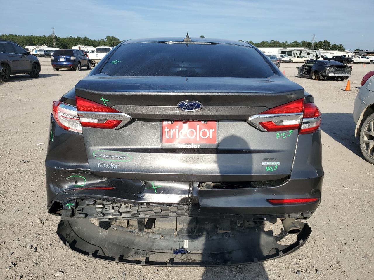 2020 FORD FUSION SEL - Image 6