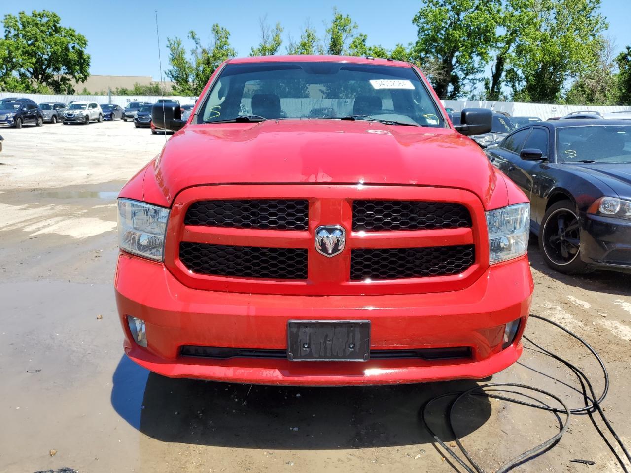 2014 RAM 1500 ST - Image 5