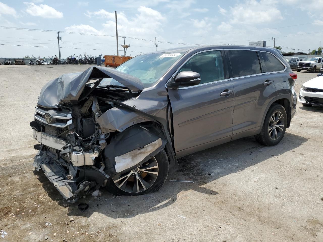 2018 TOYOTA HIGHLANDER car image