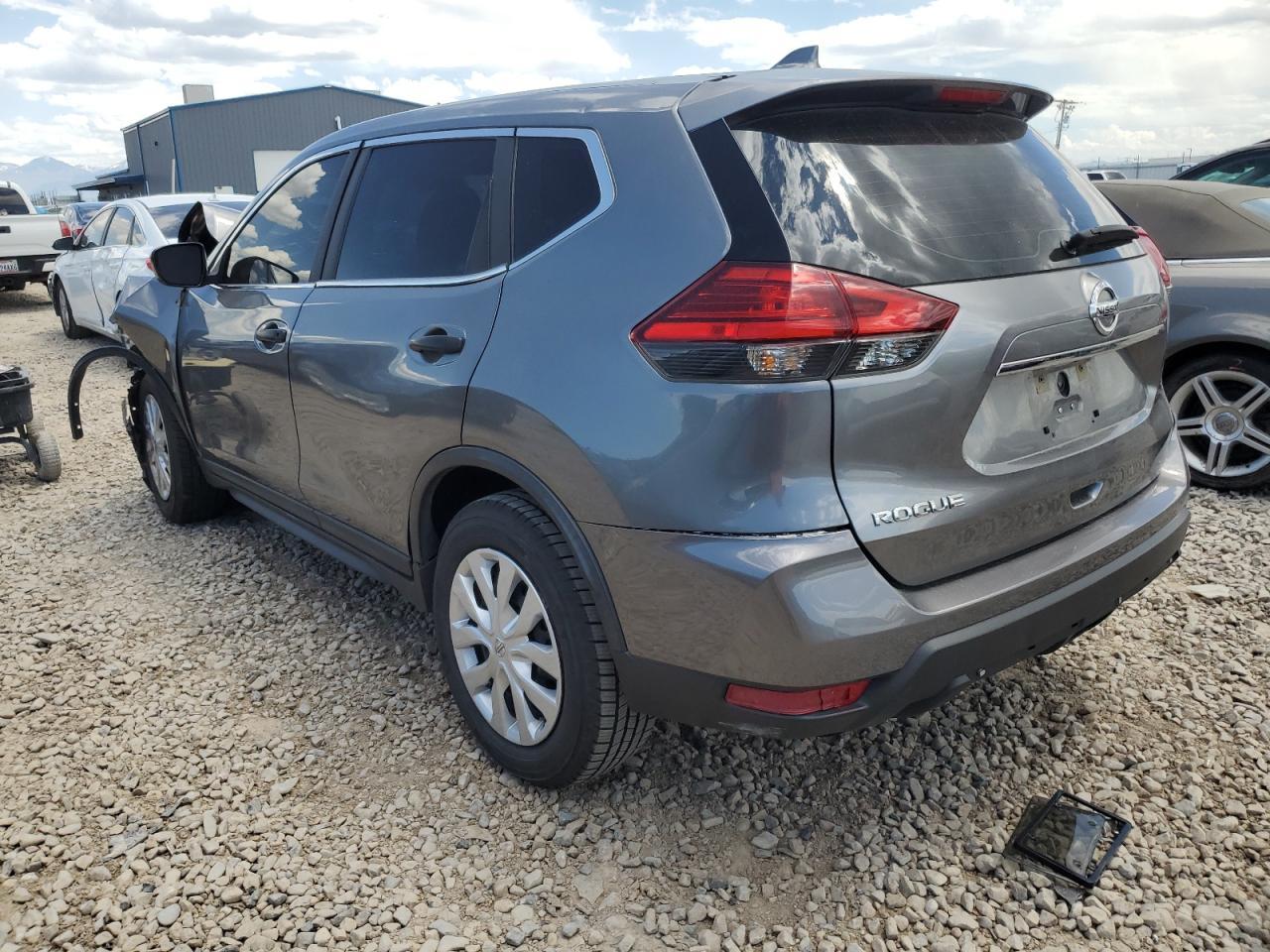 2017 NISSAN ROGUE S - Фото 2