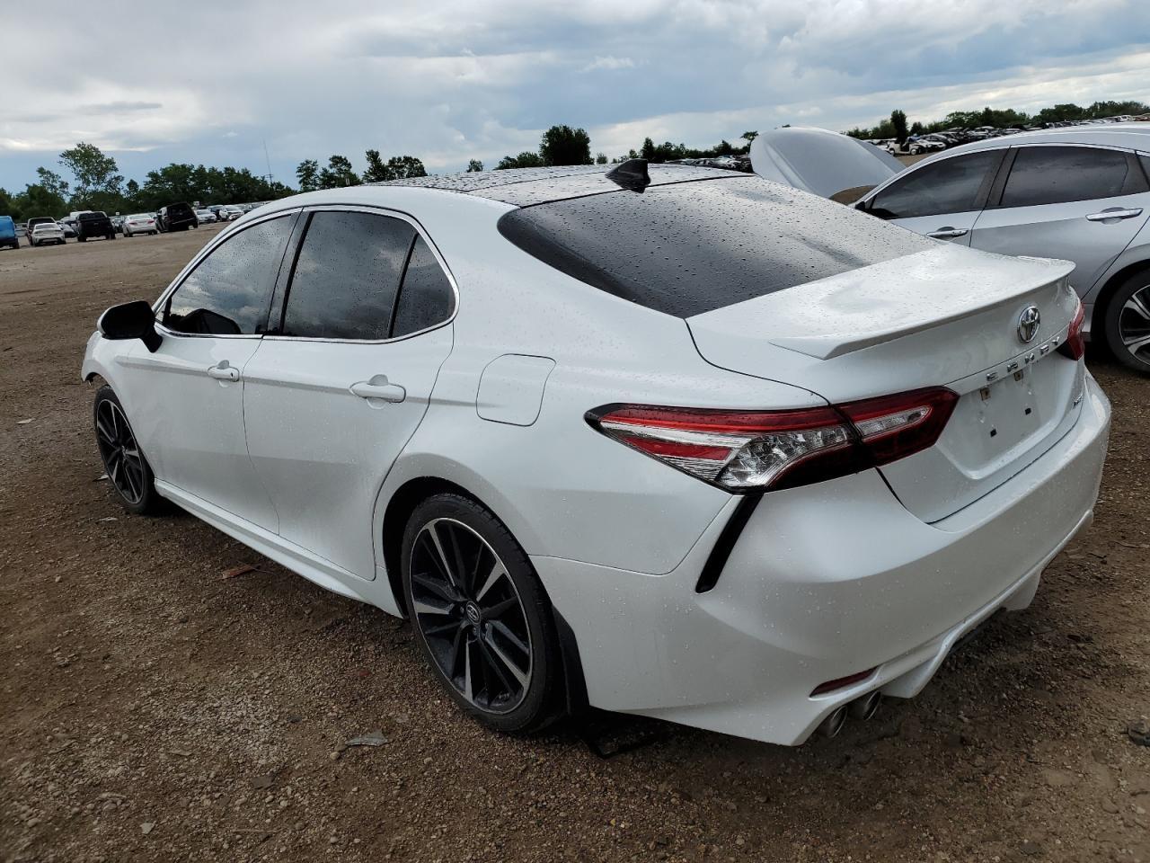 2019 TOYOTA CAMRY XSE - Фото 2