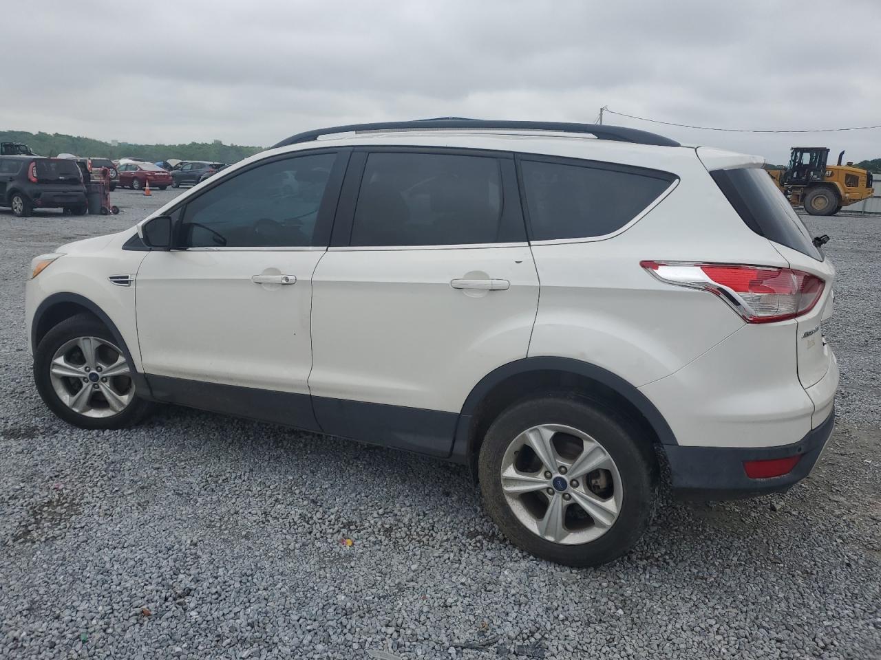 2015 FORD ESCAPE SE - Image 2