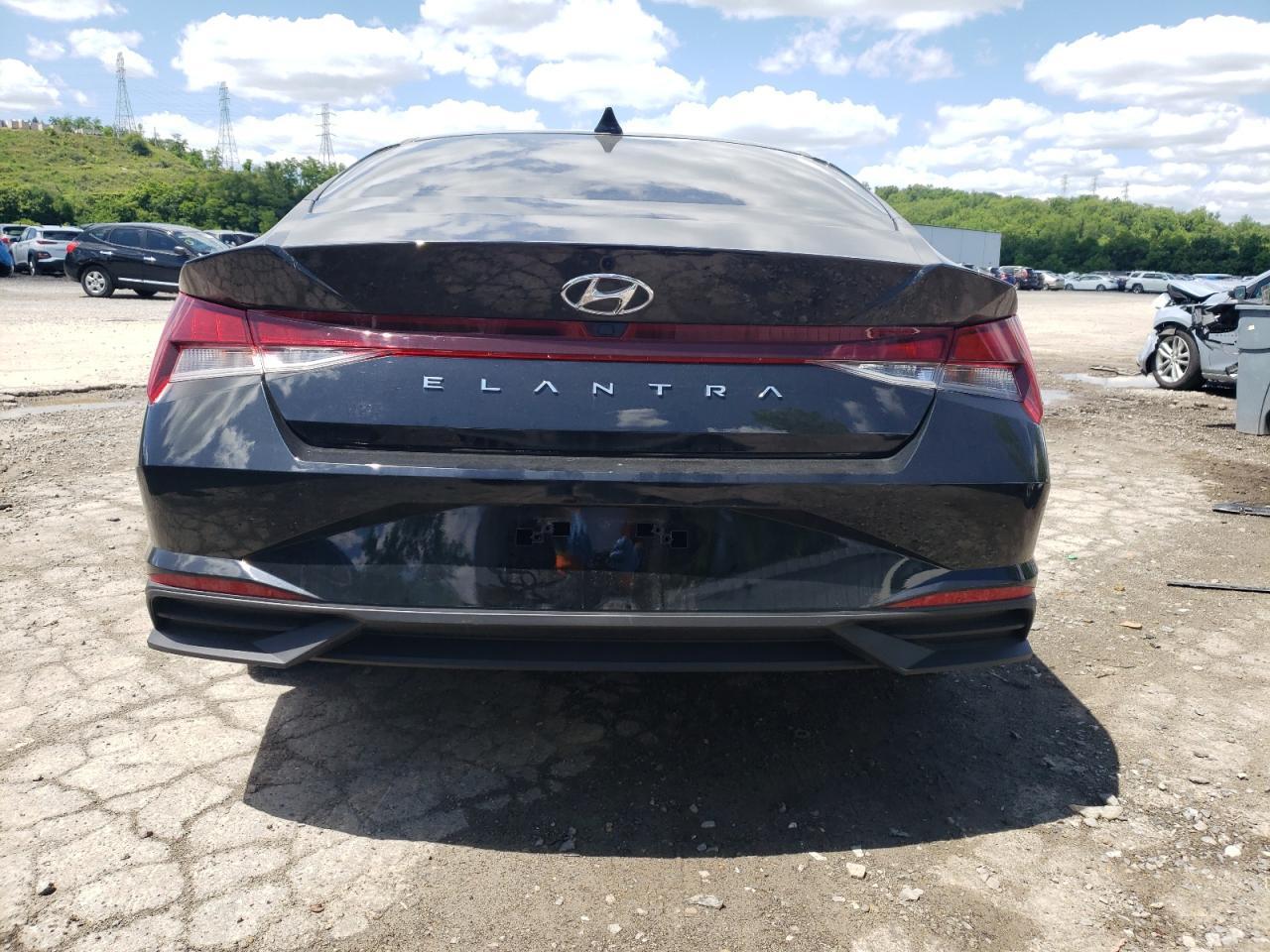 2023 HYUNDAI ELANTRA SE - Image 6
