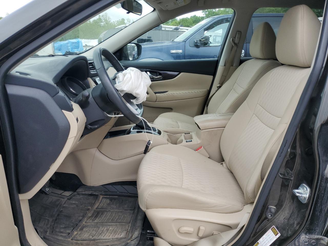 2017 NISSAN ROGUE SV - Image 7