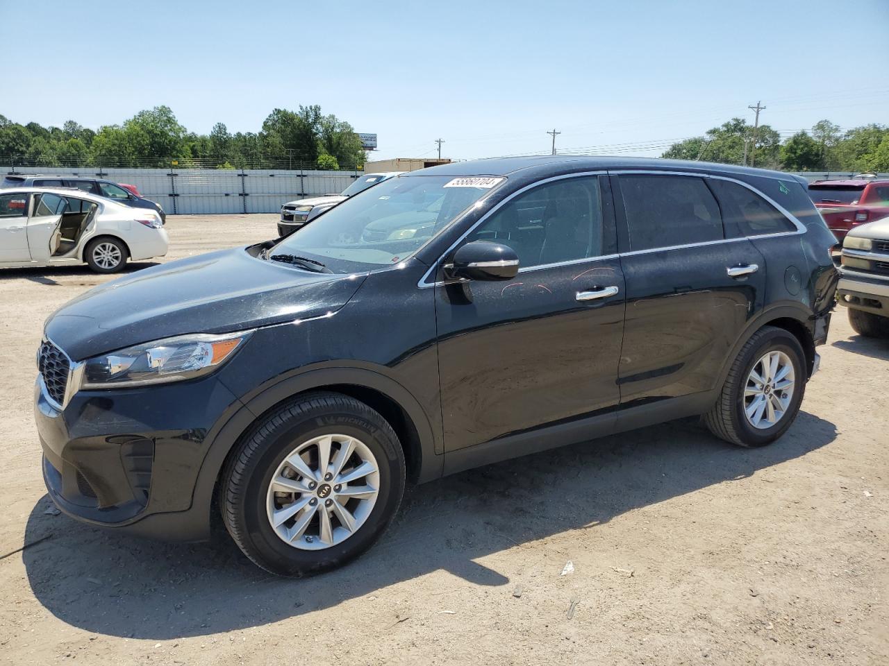 2019 KIA SORENTO L car image