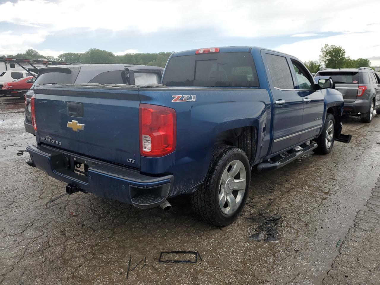 2017 CHEVROLET SILVERADO - Image 3