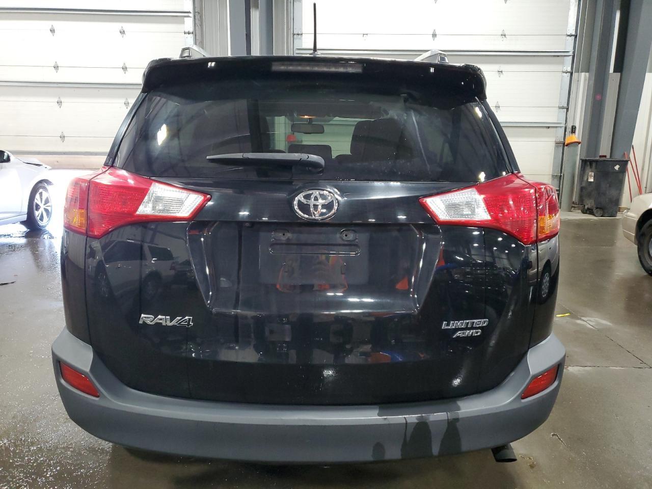 2015 TOYOTA RAV4 LIMIT - Фото 6