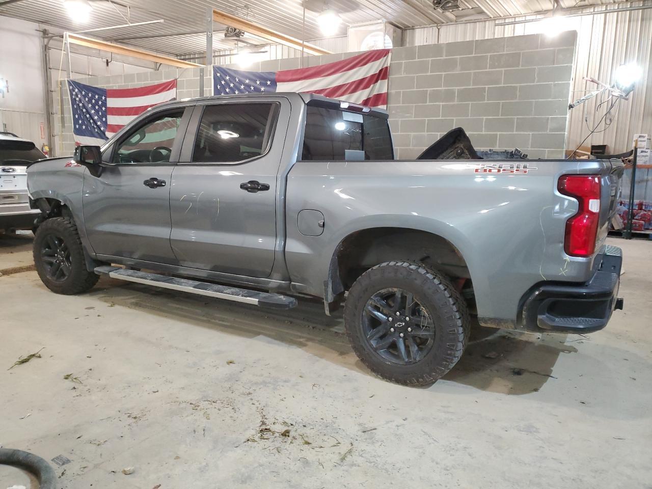 2021 CHEVROLET SILVERADO - Фото 2