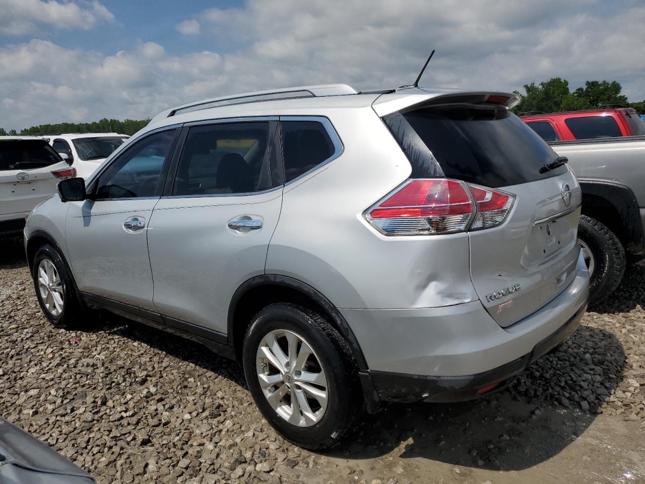 2015 NISSAN ROGUE S - Фото 2