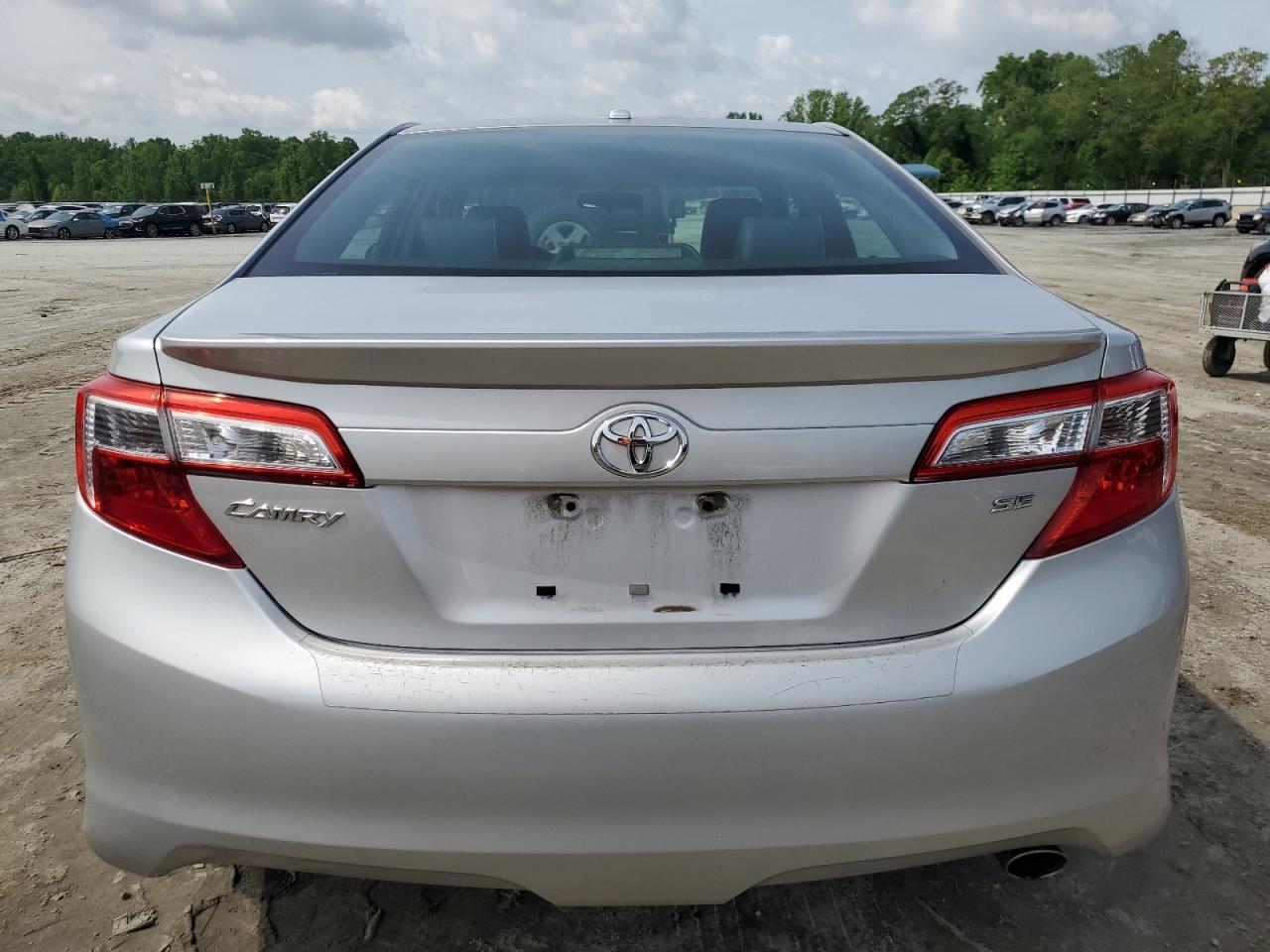 2014 TOYOTA CAMRY L - Фото 6