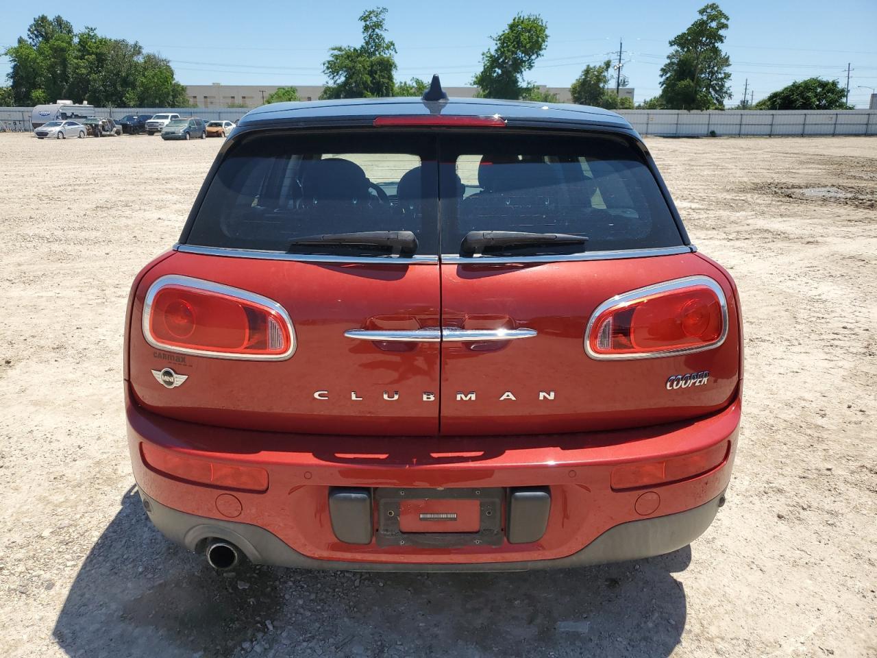 2017 MINI COOPER CLU - Image 6