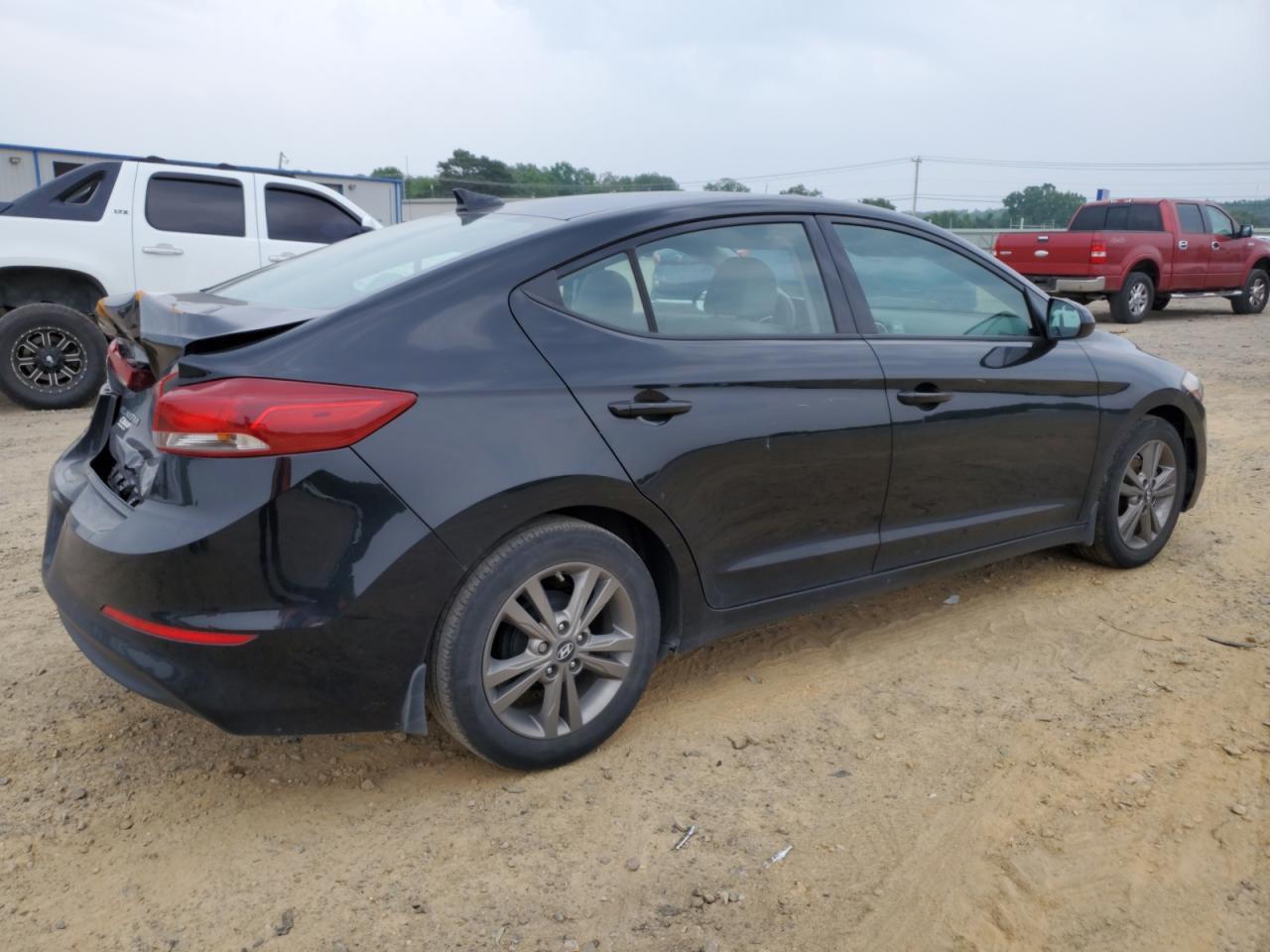 2017 HYUNDAI ELANTRA SE - Image 3