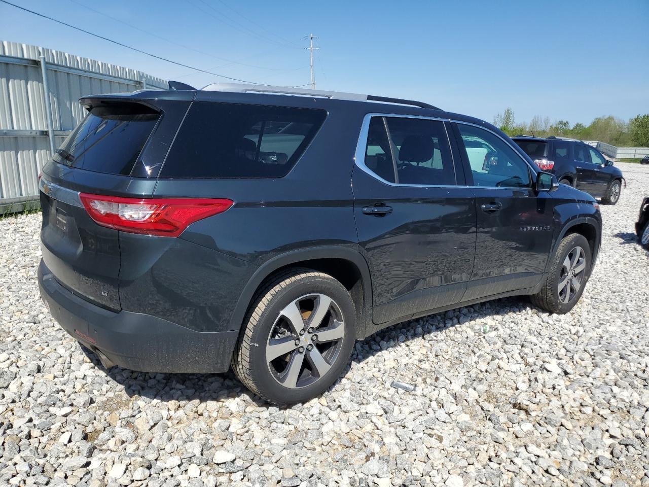 2018 CHEVROLET TRAVERSE L - Фото 3