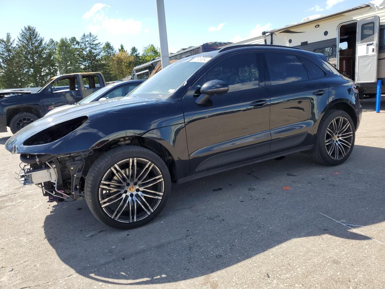 2018 PORSCHE MACAN S car image