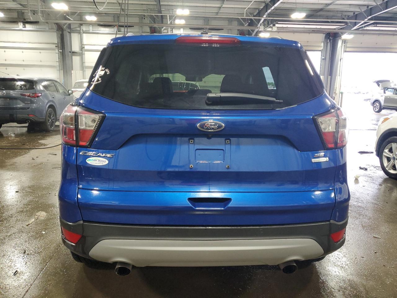 2017 FORD ESCAPE SE - Image 6