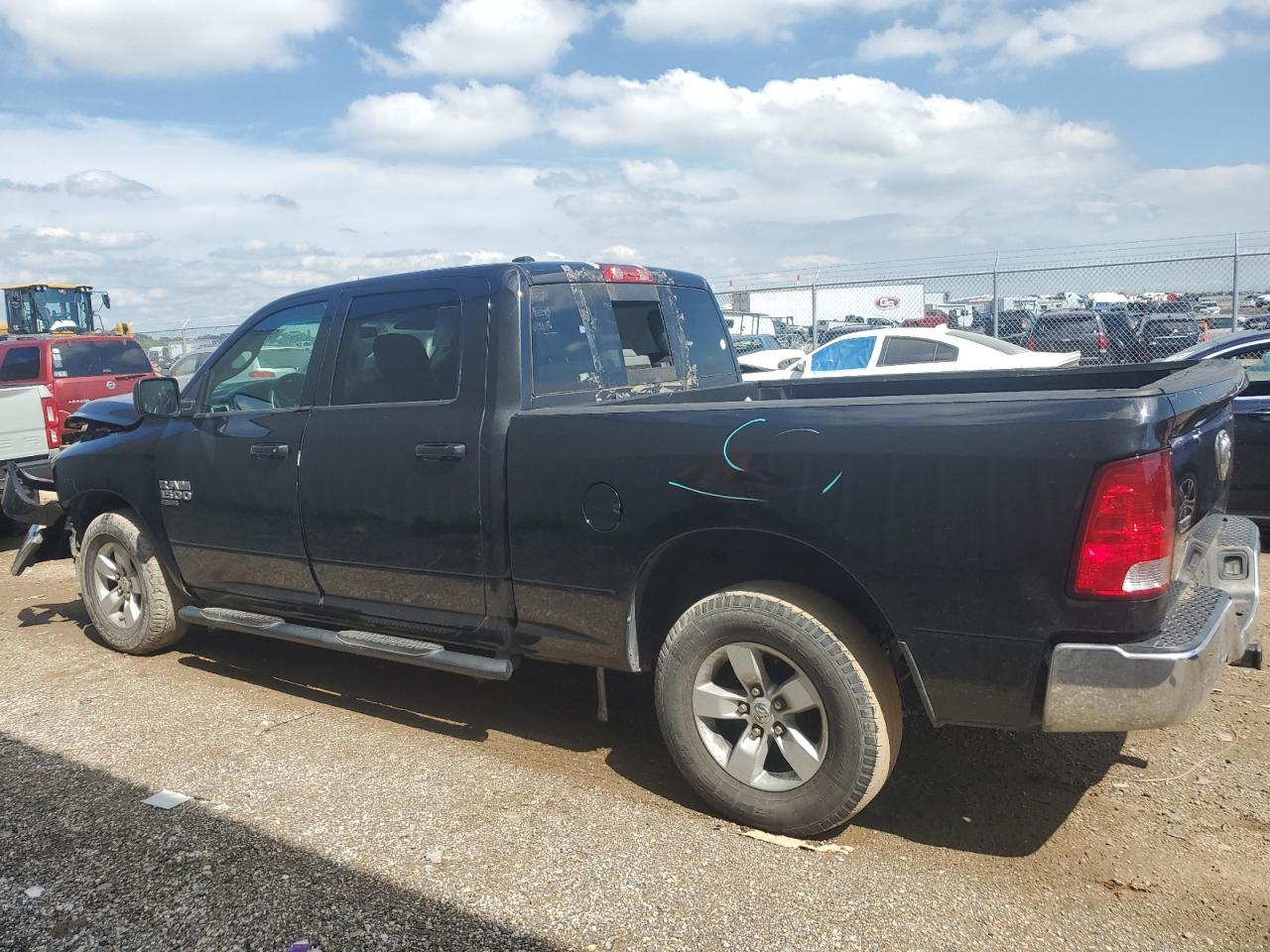 2019 RAM 1500 CLASS - Фото 2