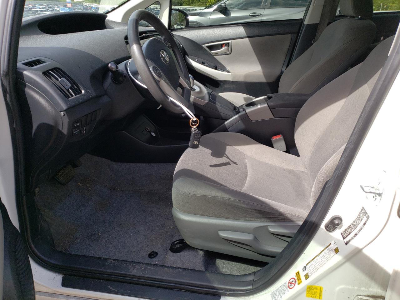 2015 TOYOTA PRIUS - Фото 7