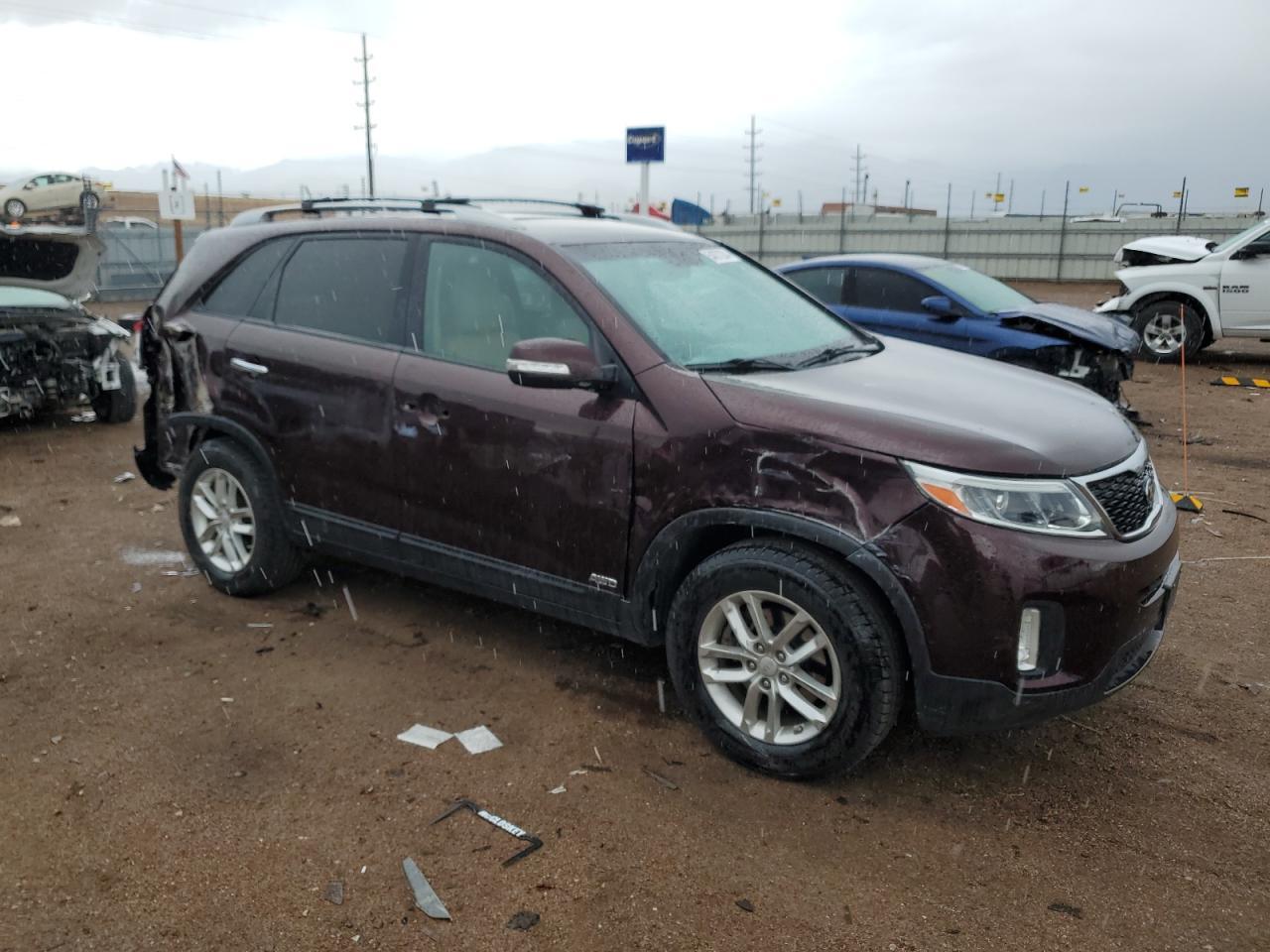 2015 KIA SORENTO LX - Фото 4