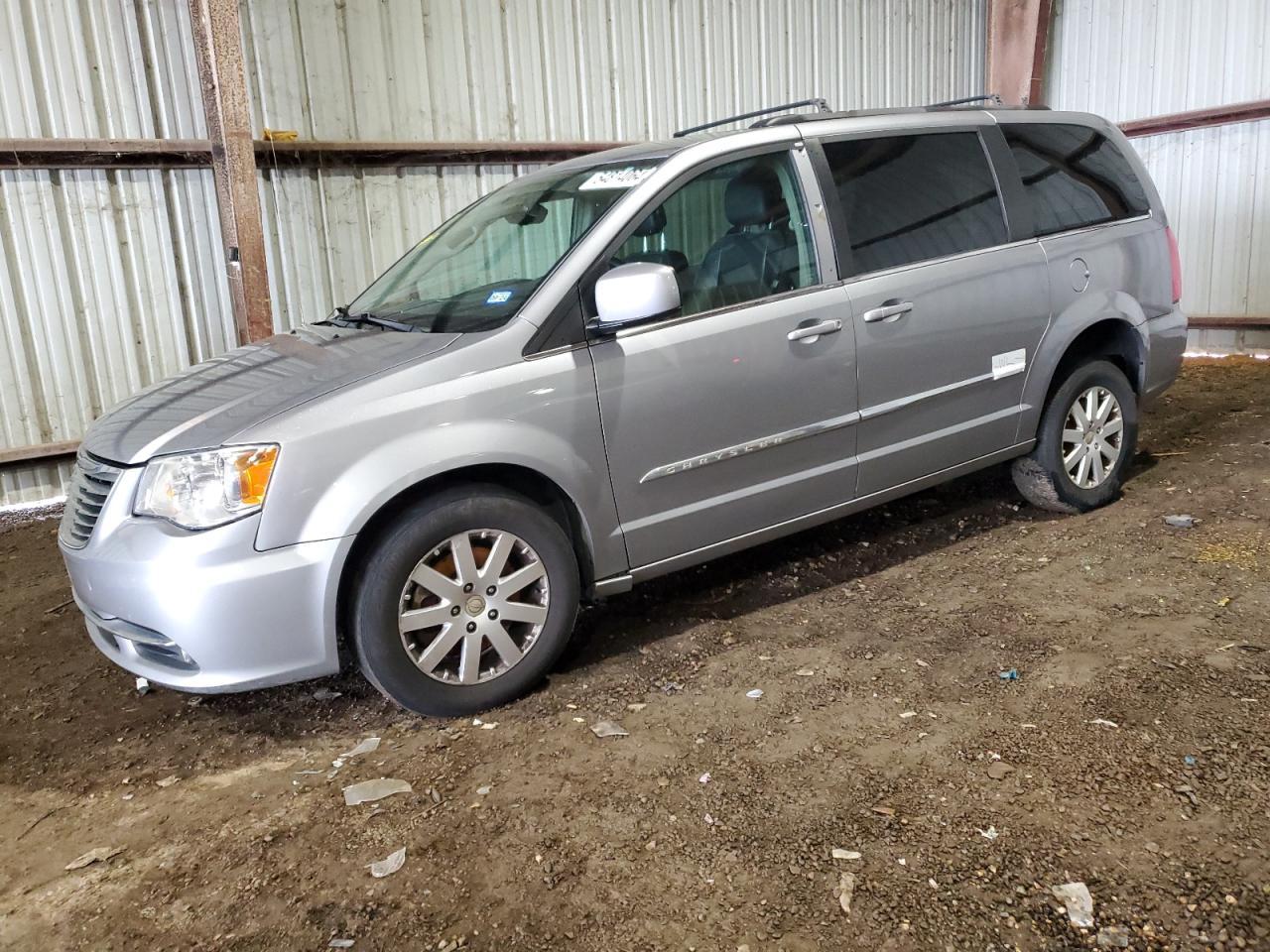 2015 CHRYSLER TOWN & COU car image