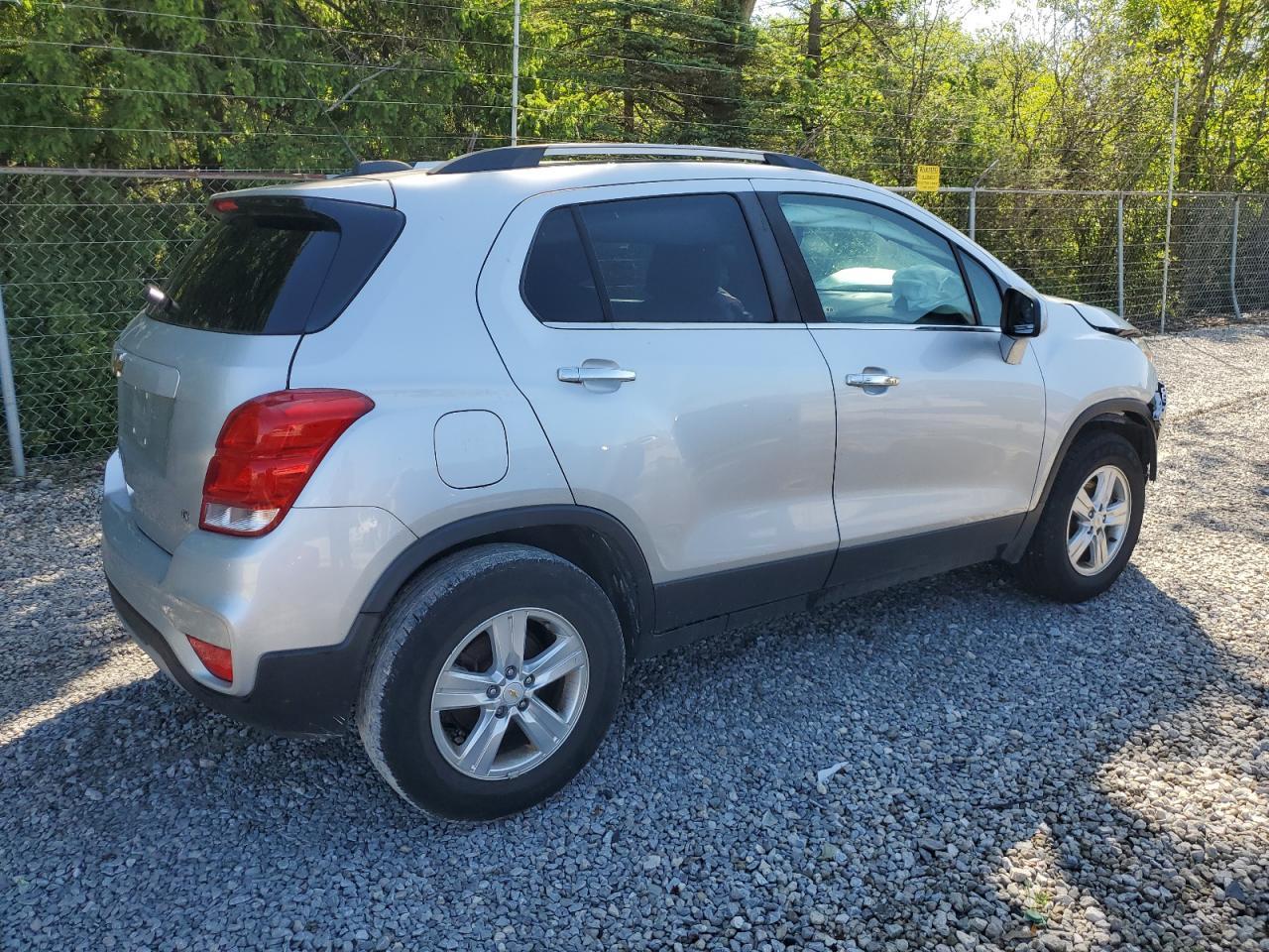 2019 CHEVROLET TRAX 1LT - Фото 3