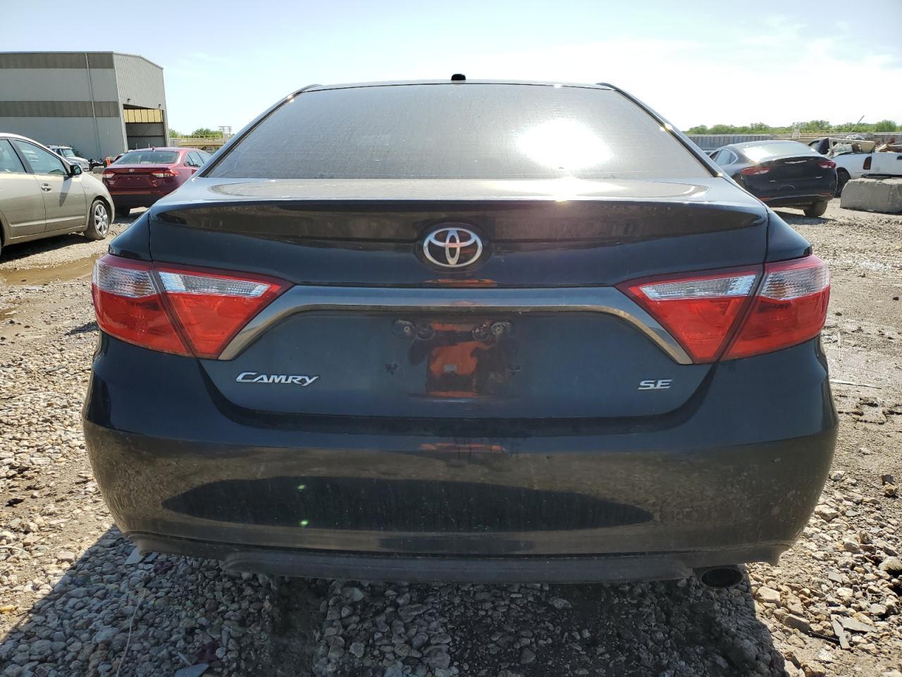 2015 TOYOTA CAMRY LE - Image 6