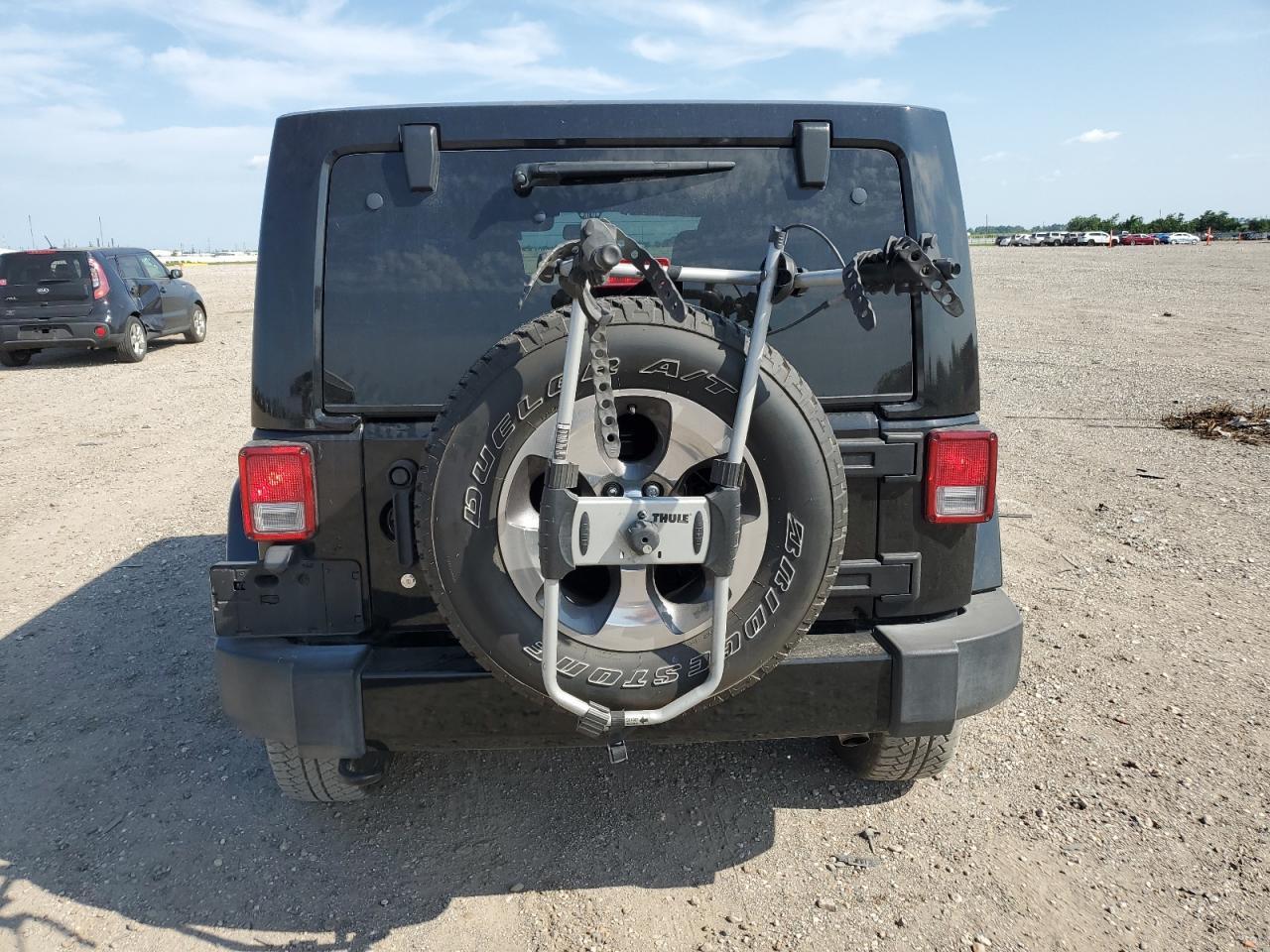 2017 JEEP WRANGLER U - Image 6