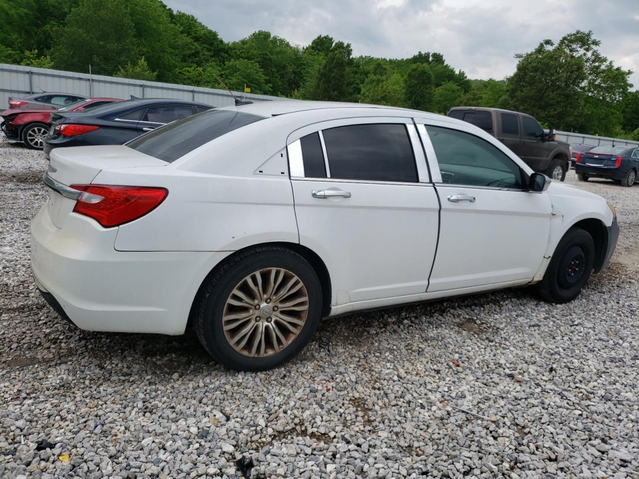2012 CHRYSLER 200 LIMITE - Image 3